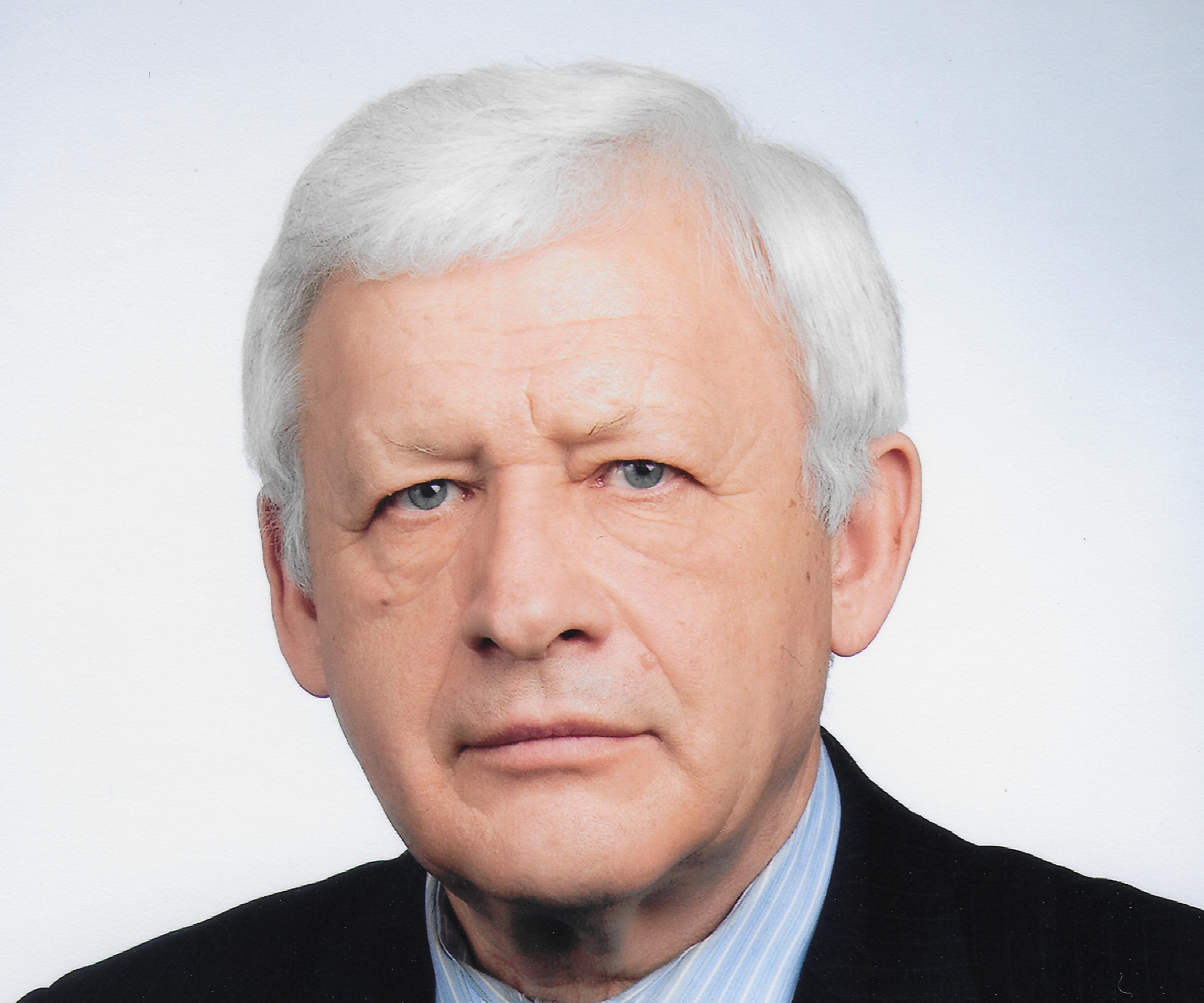 team-member-image